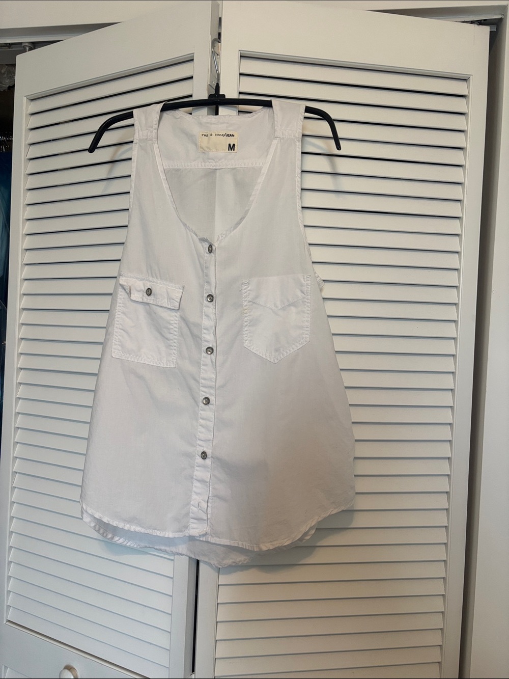 rag & bone White Button-Front Sleeveless Tank with Patch Pockets